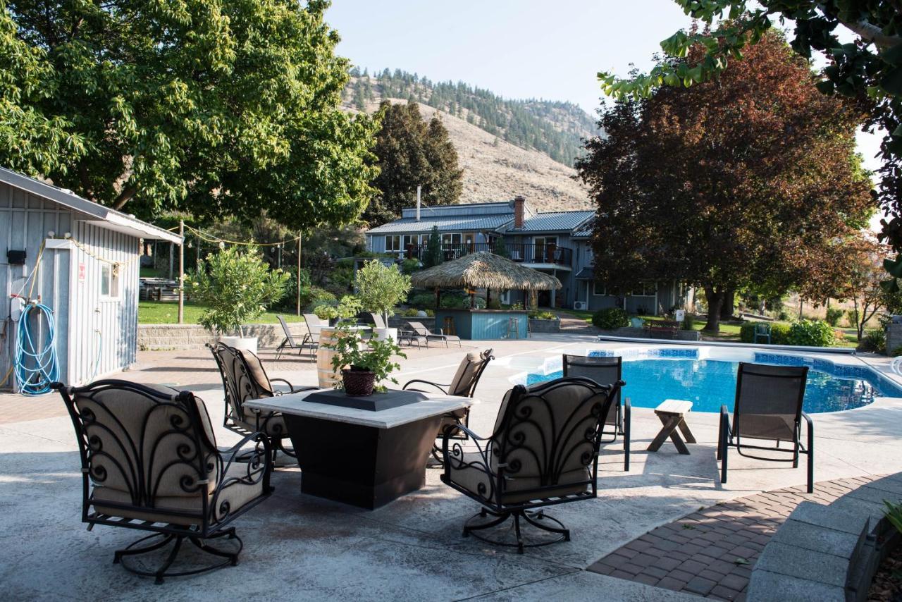 Similkameen Wild Resort & Winery Retreat Osoyoos Esterno foto