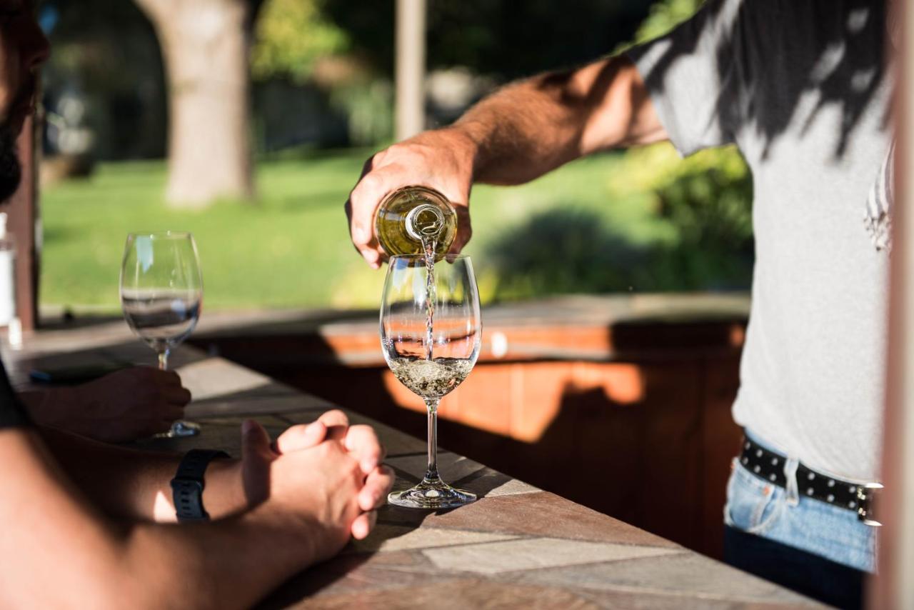 Similkameen Wild Resort & Winery Retreat Osoyoos Esterno foto