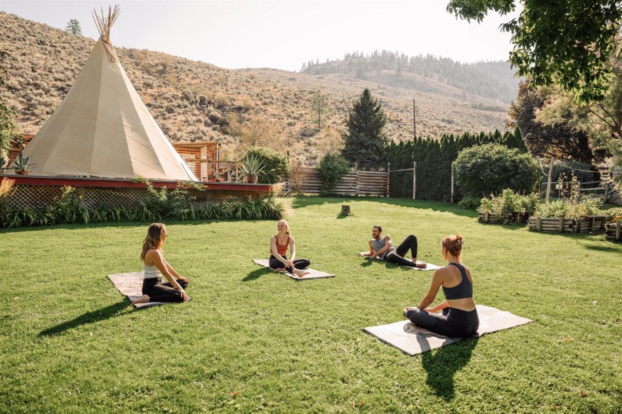 Similkameen Wild Resort & Winery Retreat Osoyoos Esterno foto