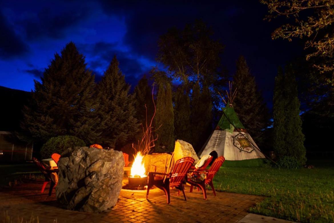 Similkameen Wild Resort & Winery Retreat Osoyoos Esterno foto