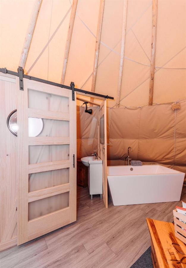 Similkameen Wild Resort & Winery Retreat Osoyoos Esterno foto