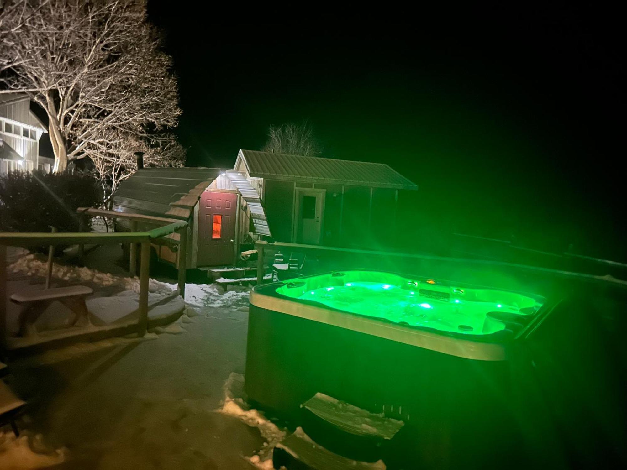 Similkameen Wild Resort & Winery Retreat Osoyoos Esterno foto
