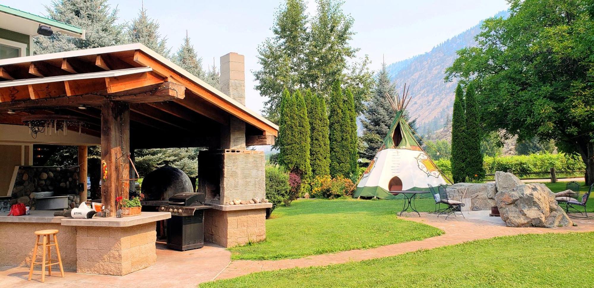 Similkameen Wild Resort & Winery Retreat Osoyoos Esterno foto